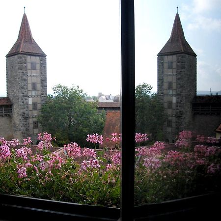 Pension Hofmann-Schmoelzer Rothenburg ob der Tauber Dış mekan fotoğraf
